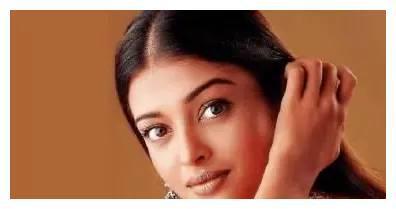 印度传统服饰丽莎美女,身材婀娜雍容华贵国色天香肤白貌美大长腿