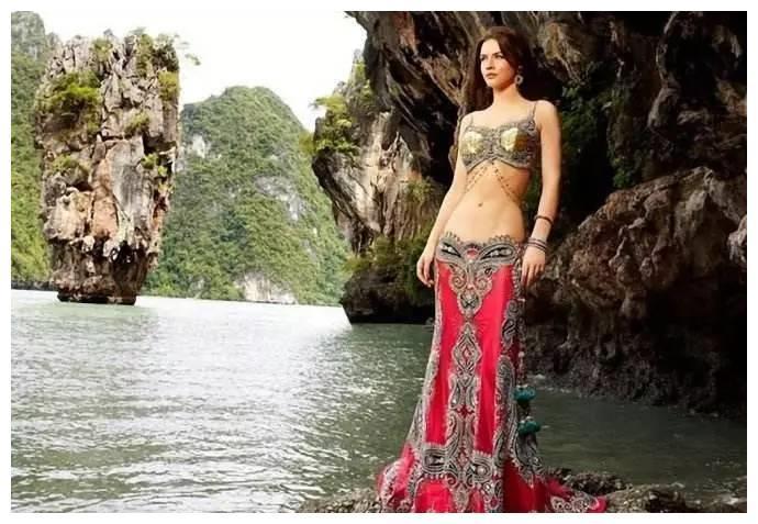 印度传统服饰丽莎美女,身材婀娜雍容华贵国色天香肤白貌美大长腿