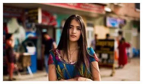 印度传统服饰丽莎美女,身材婀娜雍容华贵国色天香肤白貌美大长腿