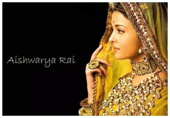 印度传统服饰丽莎美女,身材婀娜雍容华贵国色天香肤白貌美大长腿