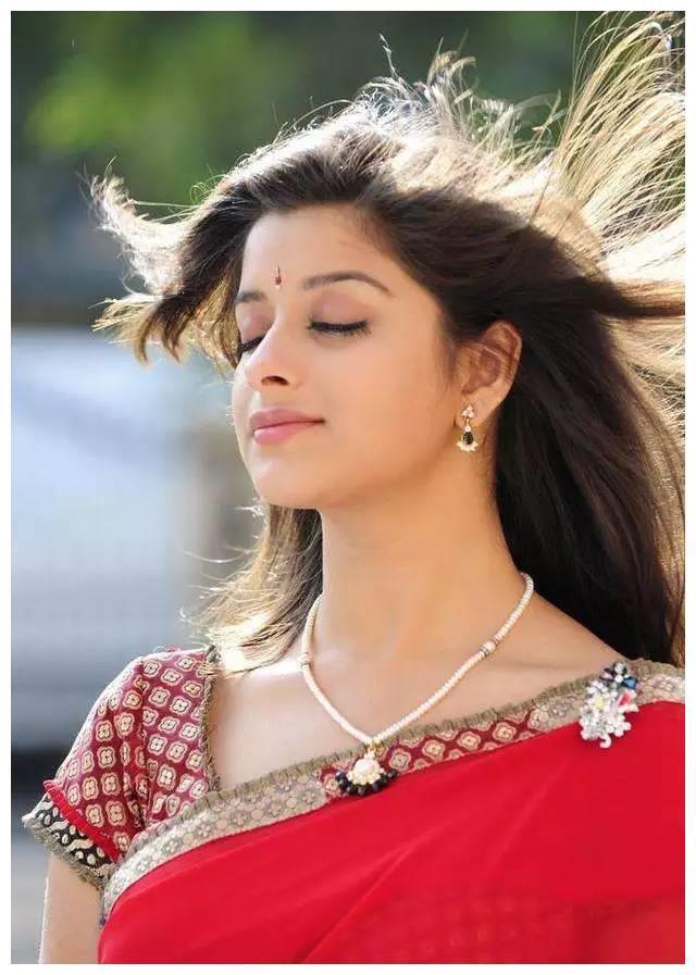 印度传统服饰丽莎美女,身材婀娜雍容华贵国色天香肤白貌美大长腿