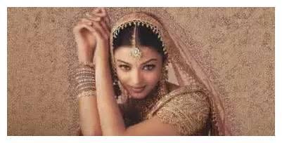 印度传统服饰丽莎美女,身材婀娜雍容华贵国色天香肤白貌美大长腿