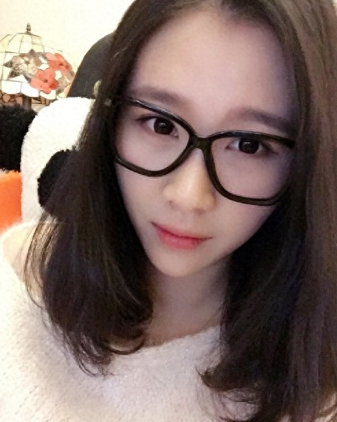 DOTA2女神冷冷自拍大赏