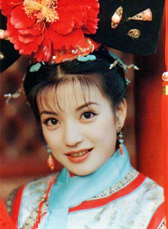 集中欣赏三版“还珠格格”小燕子：赵薇、黄奕、李晟