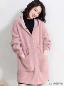 ​韩版休闲宽松中长款上衣裁剪图，很实用的一款衣服，做法比较简单