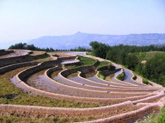 鄂西行：探访利川神秘鱼木寨