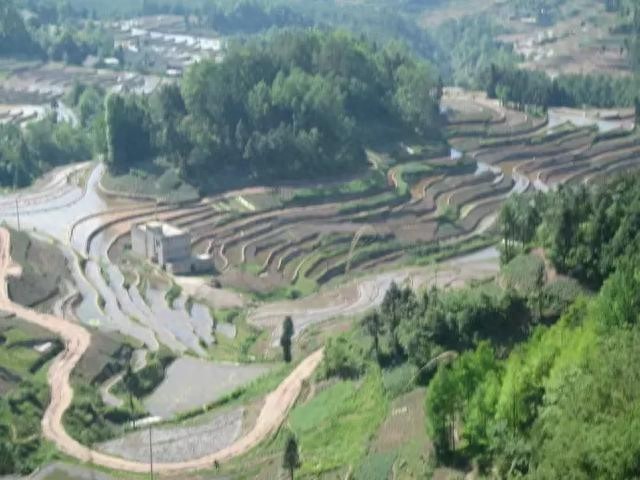 鄂西行：探访利川神秘鱼木寨