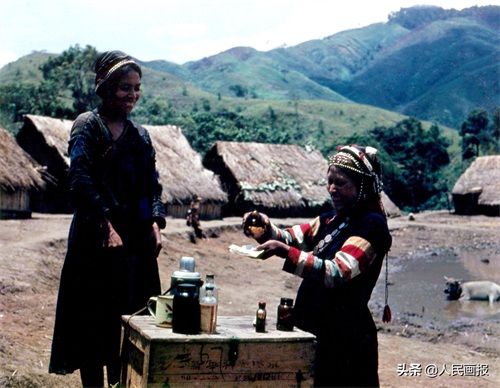 跨越,从原始社会直接进入到社会主义的苦聪人