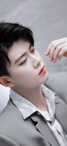 任嘉伦图片(任嘉伦照片)