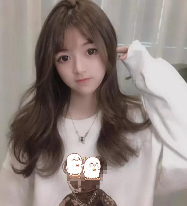 王乐乐爆允恩真实年龄,原来是00后,网友:“王导”演技爆炸!