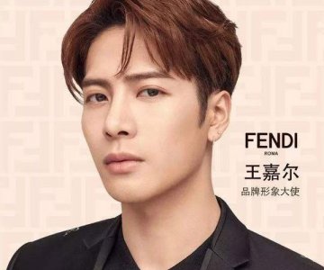 ​王嘉尔私下抽烟 无奈，谁让你是明星呢