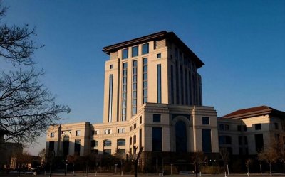 ​山西明珠耀未来：探秘太原理工大学的深厚底蕴与科研辉煌