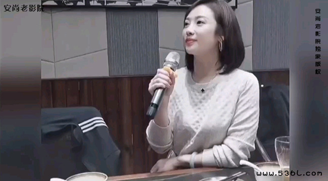 聚会唱女儿情的班花叫什么名字？