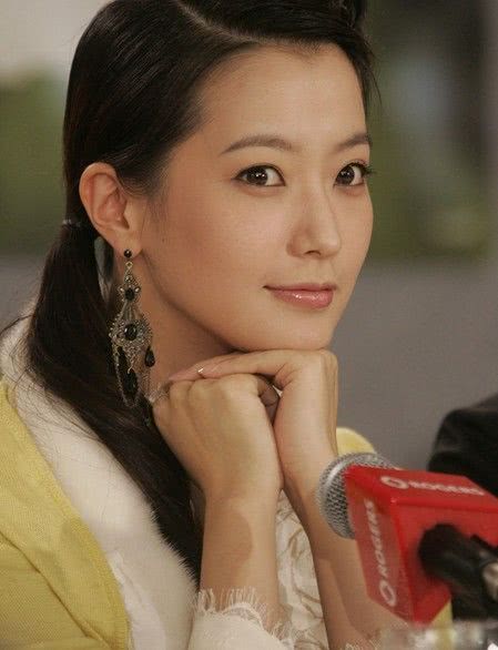 金喜善个人资料写真作品