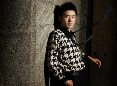 ​任泉老婆个人资料照片没想到任泉隐藏多年的妻子竟然是她