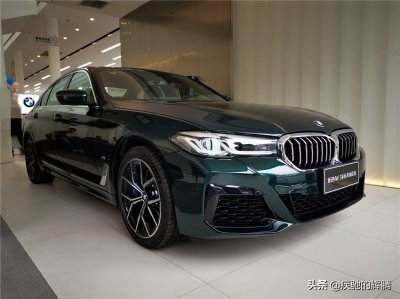 ​宝马540I：3.0T+8AT全进口宝马，价格接近730LI，上路不低于70万