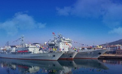 “悬挂满旗”“悬挂满灯”“站坡”……这些海军礼仪知识你知道吗？