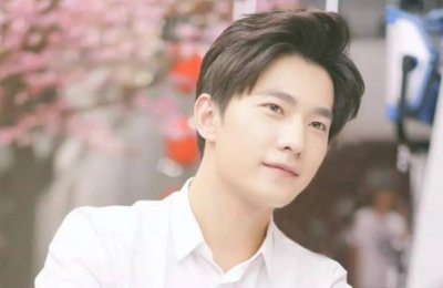 杨洋女朋友到底是谁 杨洋女朋友叫什么名字