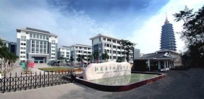 ​江苏常州最好的四所高中，成绩一望而知，金榜题名展雄才